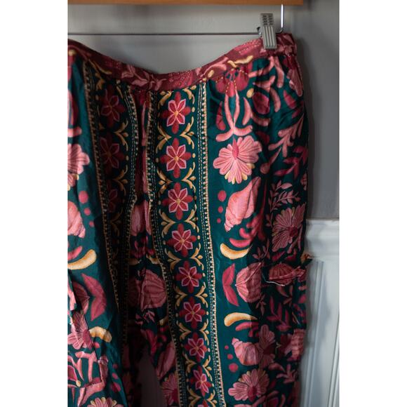 Farm Rio Anthropologie Teal Seashell Tapestry Cargo Pants Large - Picture 3 of 5